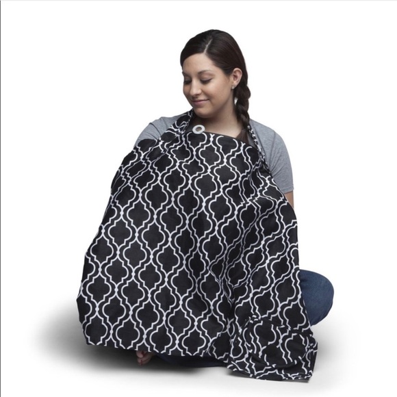 Maternity Boppy nursing cover - Picture 6 of 8